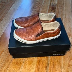 Kenneth Cole Leather Shoe